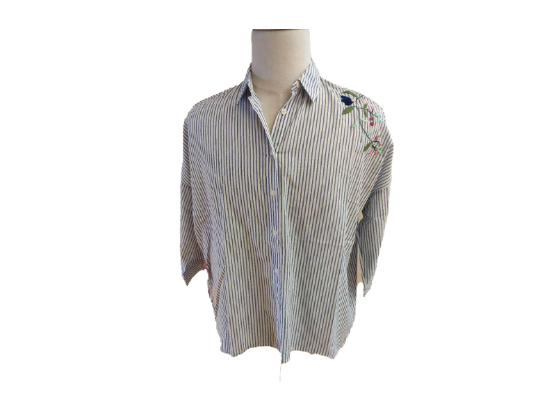 Ladies 100% Cotton Blue and White Stripe Blouse, Embroidery Half Sleeve Turn Down Shirt
